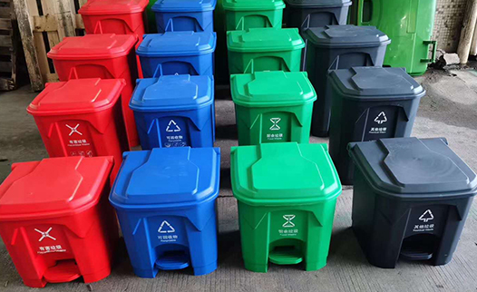 分類(lèi)垃圾桶